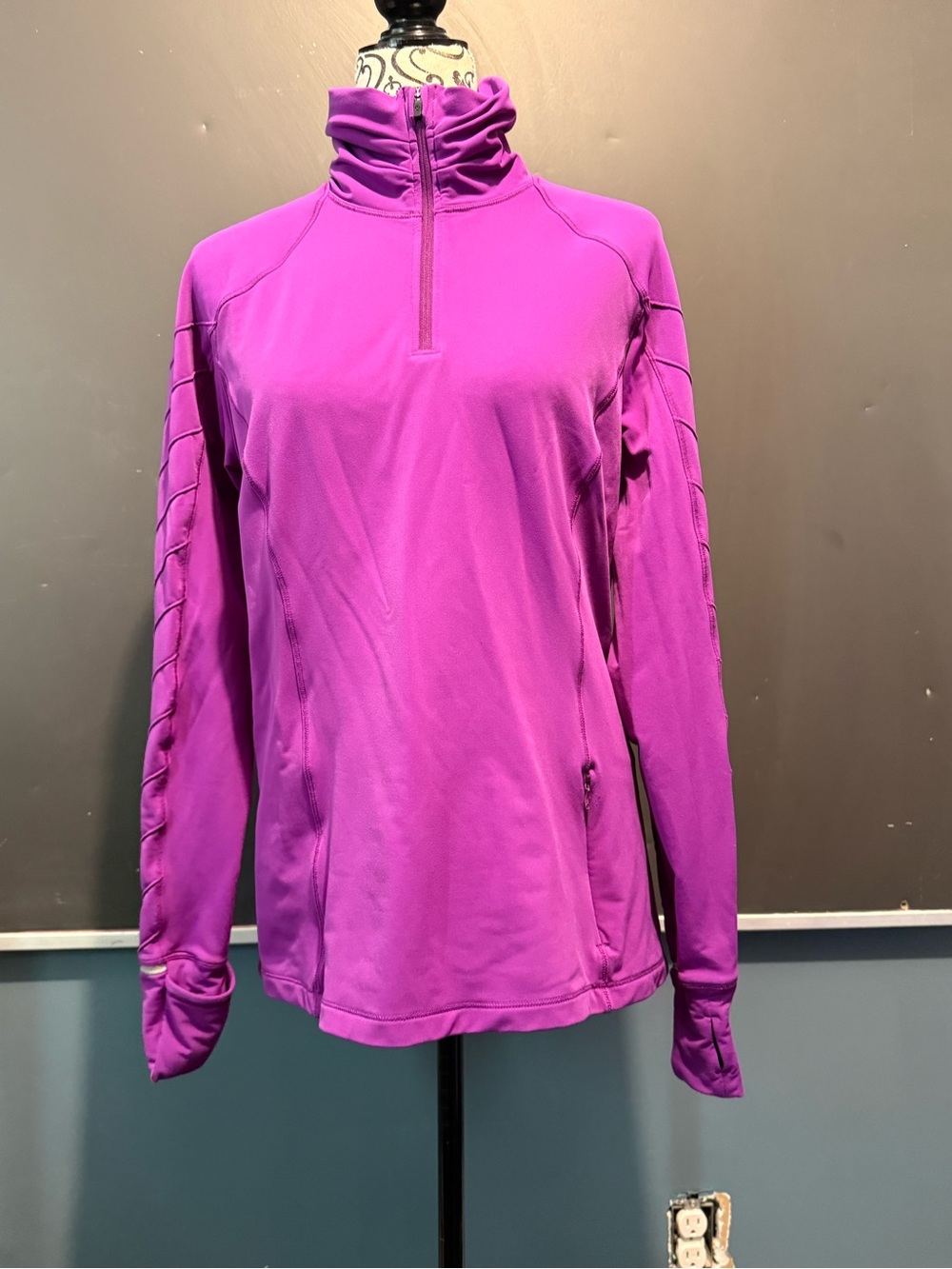 Lululemon Women’s Purple Run Top